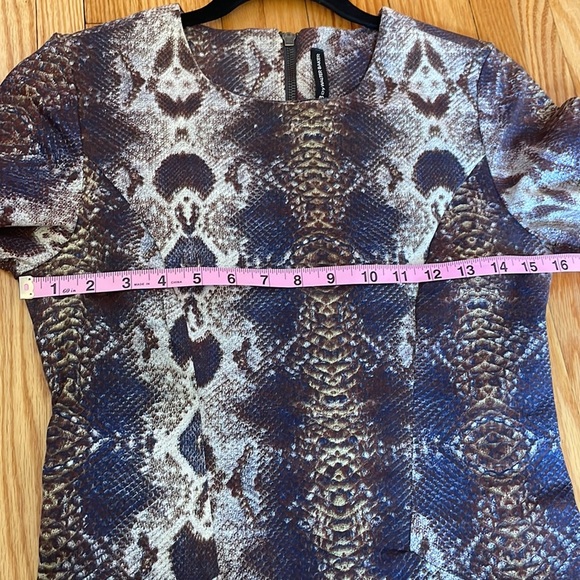 W118 by Walter Baker Bodycon Snakeskin Short Sleeve Back Zip Dress, sz S - Picture 10 of 13